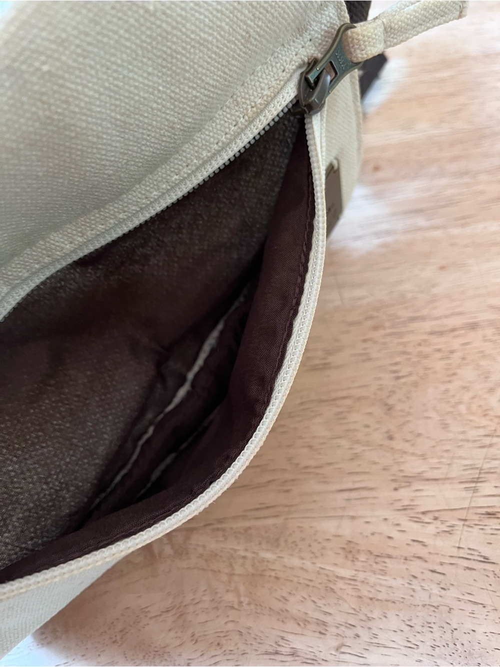 Prana Canvas Crossbody Bag in Off-White with Adjustable Black Strap - Picture 3 of 6